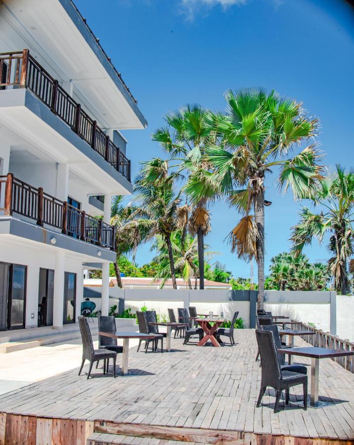 Majula Boutique Hotel Serrekunda Eksteriør billede